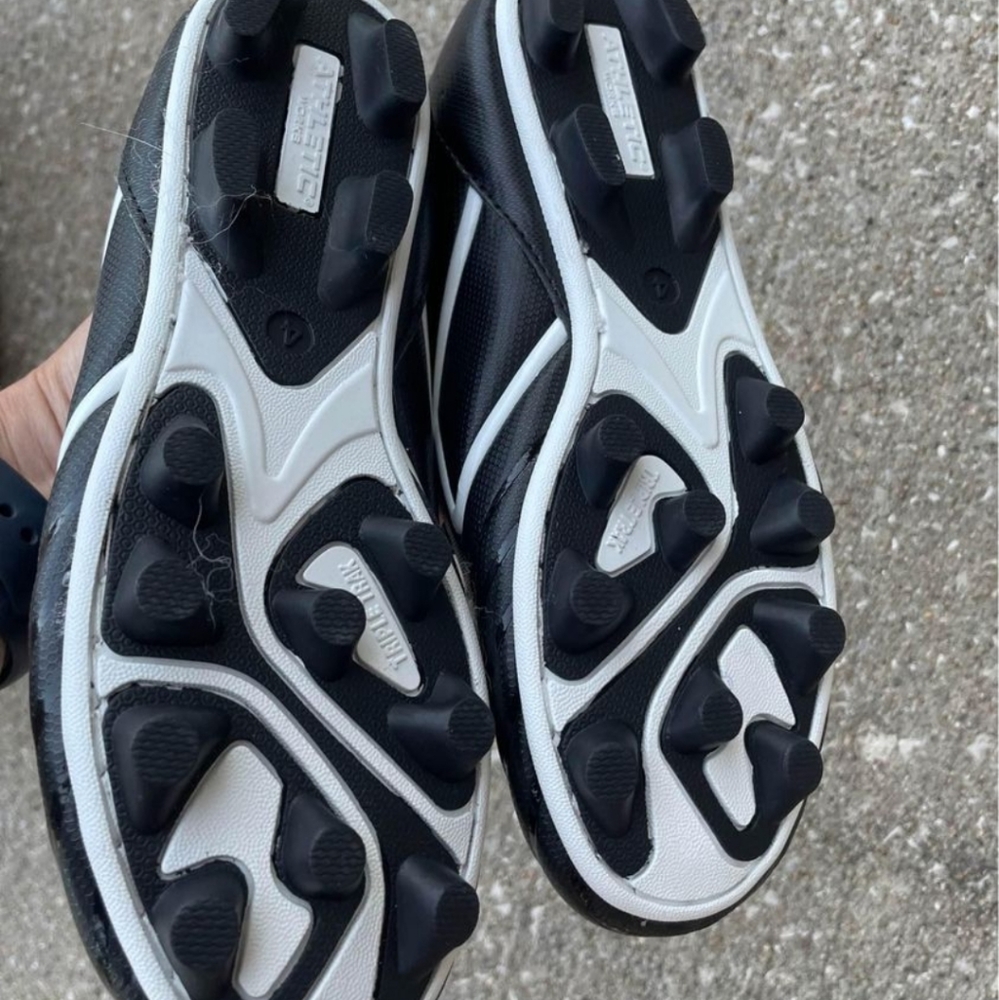 Boys soccer cleats
